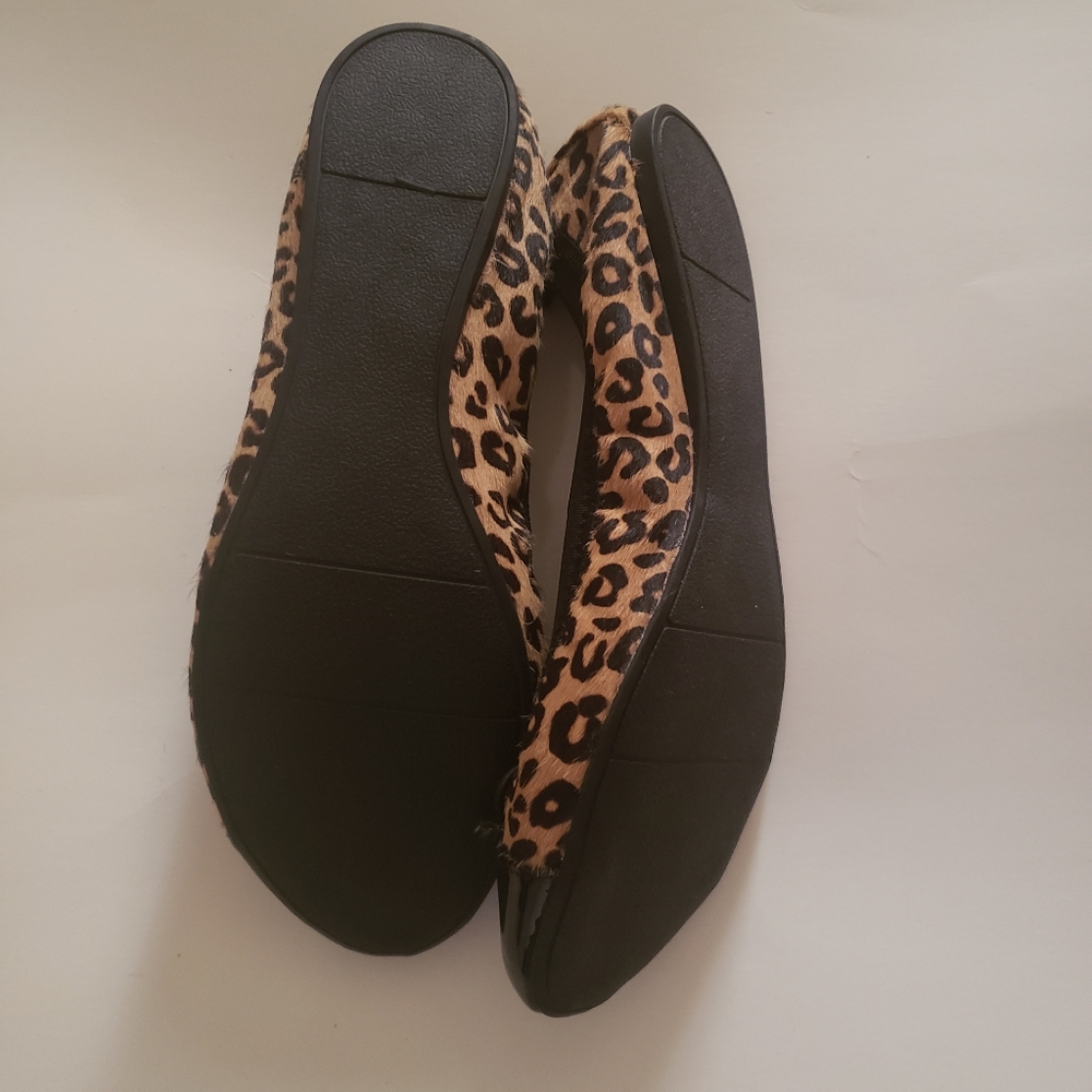 Leopard Flats - Picture 2 of 2